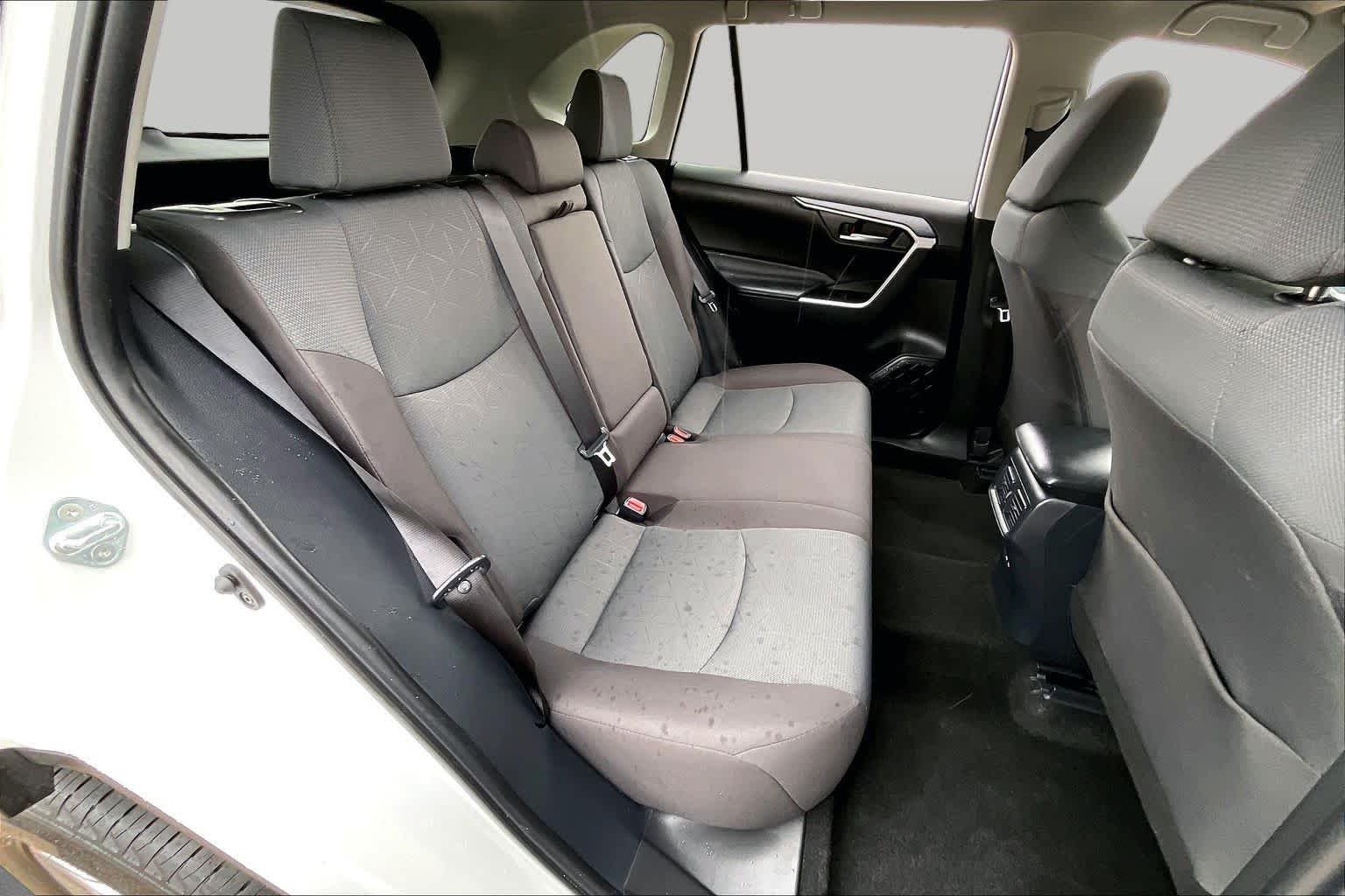 Used 2025 Ice Cap Toyota XLE image 28