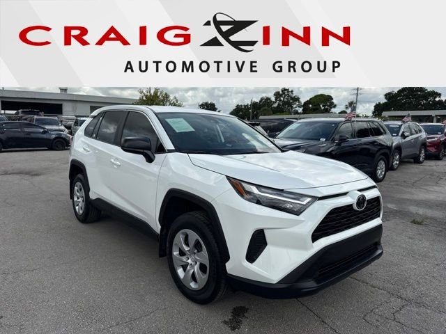 2025 Toyota RAV4 LE