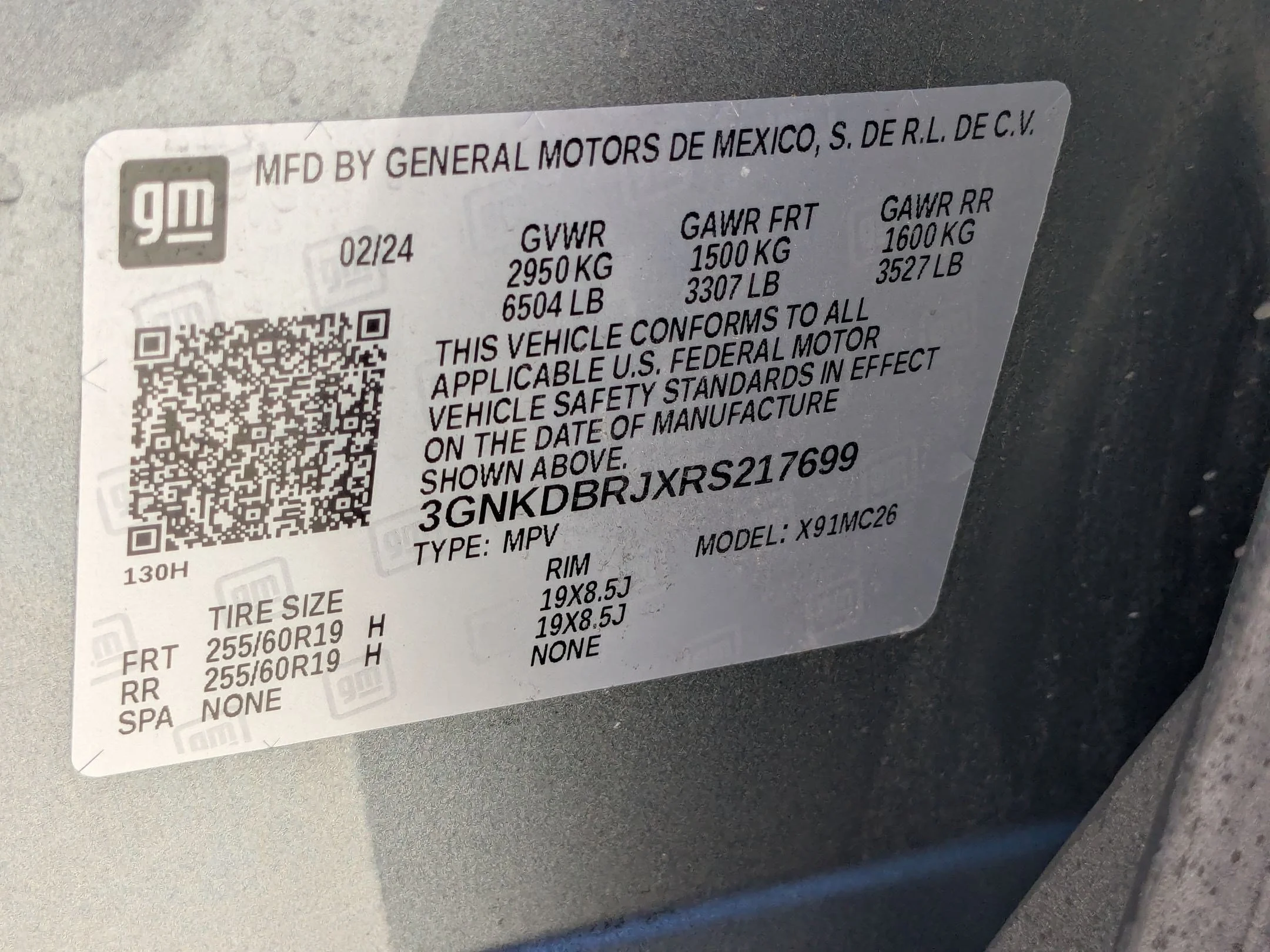 Used 2024 Sterling Gray Metallic Chevrolet eAWD LT image 32