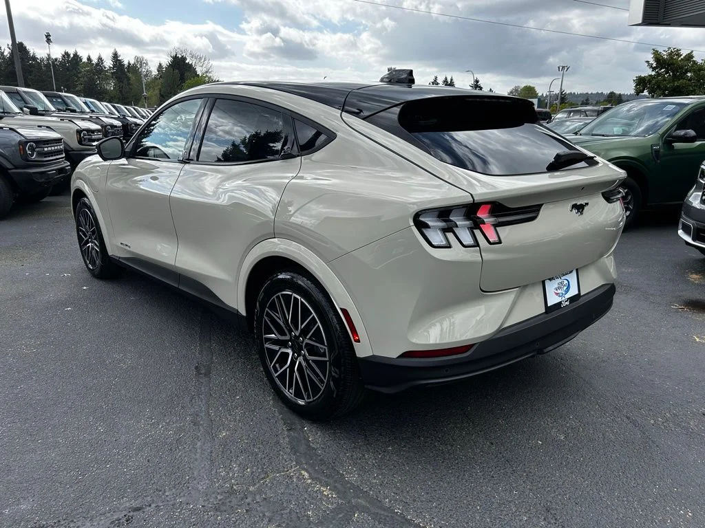 New 2026 Desert Sand Ford Premium image 3