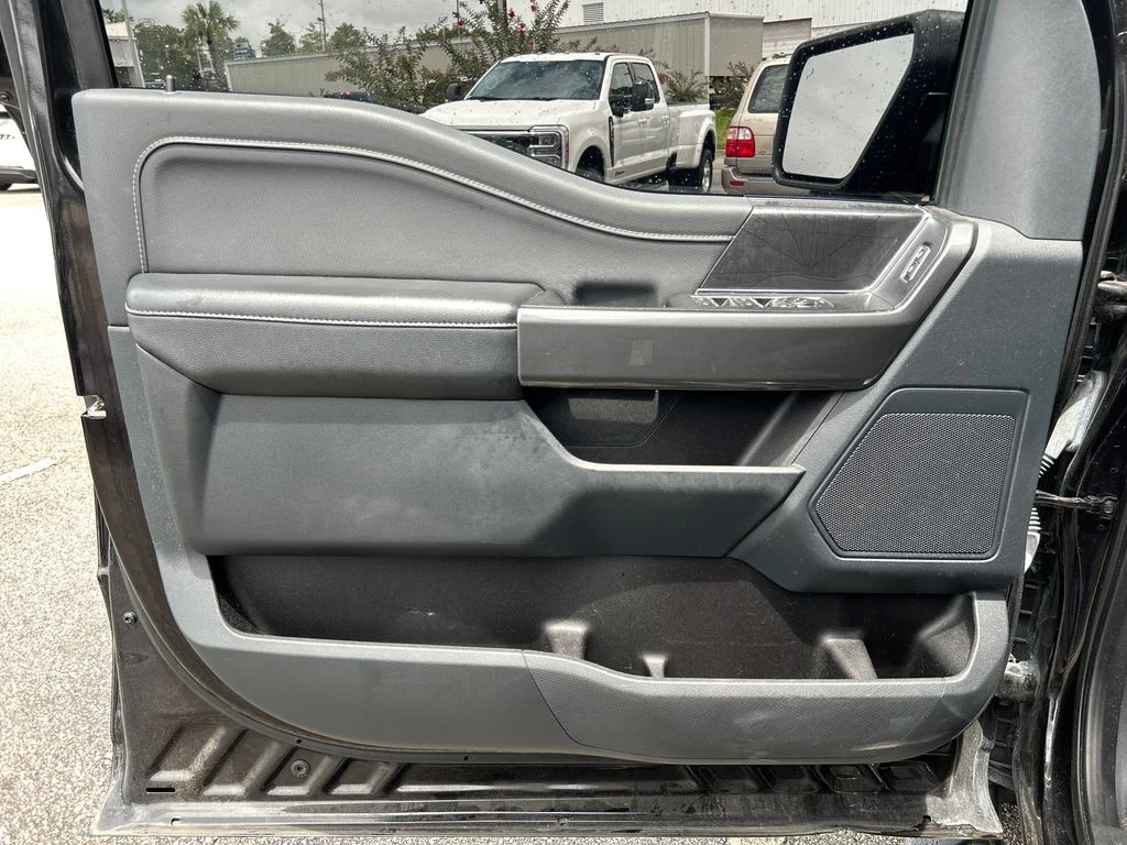 Certified Used 2022 Black Ford XLT image 9