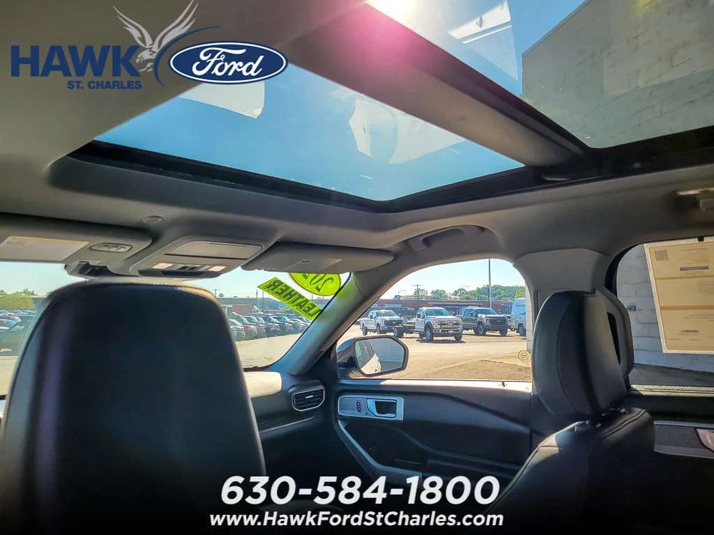 Certified Used 2022 Star White Ford Limited image 11