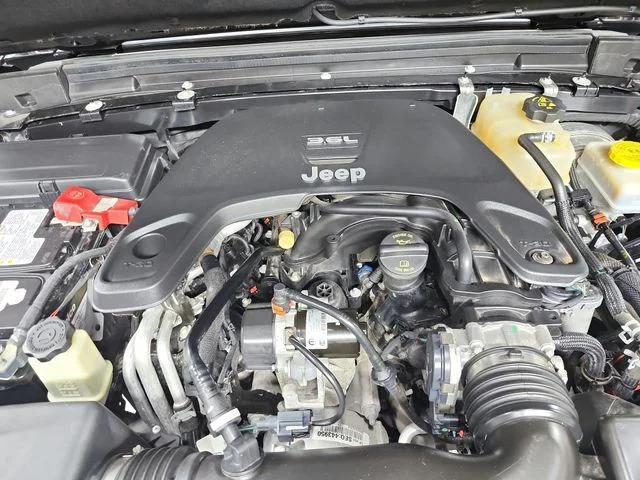 Used 2021 Black Jeep Unlimited Islander image 18