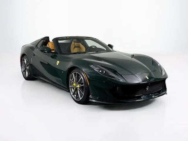 2023 Ferrari 812 GTS Base