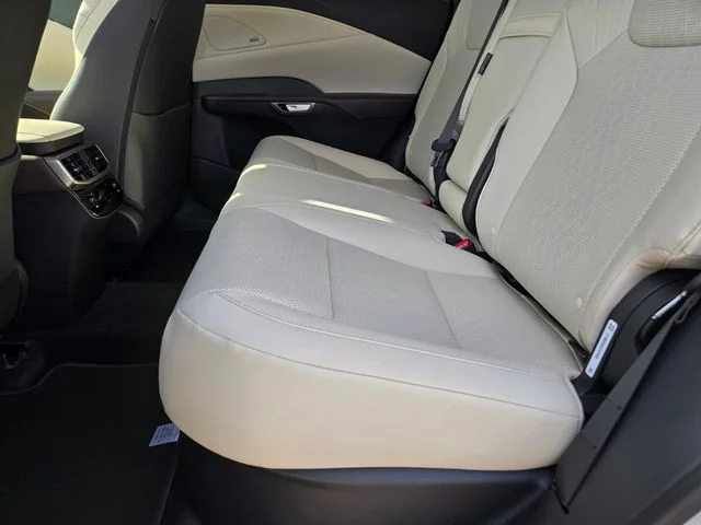 New 2026 Eminent White Pearl Lexus PREMIUM PLUS image 8