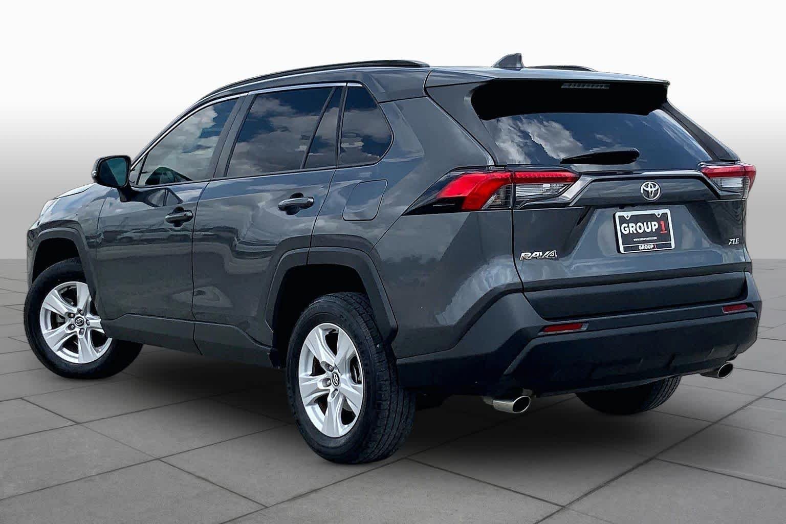 Used 2020 Magnetic Gray Metallic Toyota XLE image 12