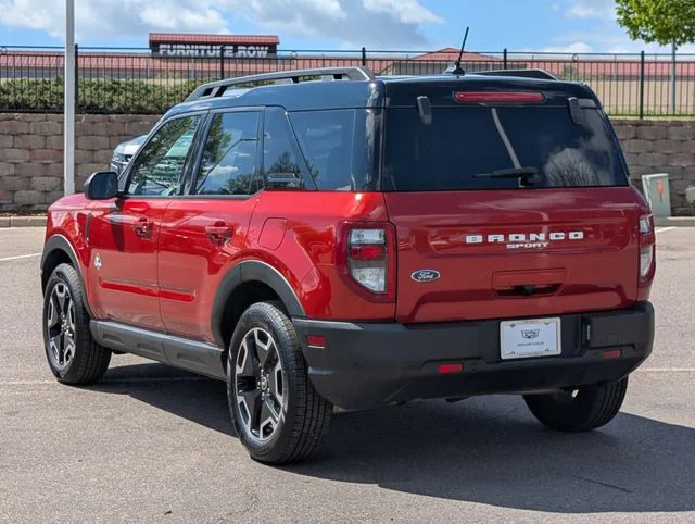 Used 2022 Chili Pepper Red Ford Outer Banks image 3