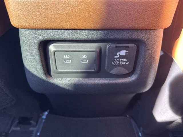New 2026 Everest White Pearl TriCoat Nissan Platinum image 34