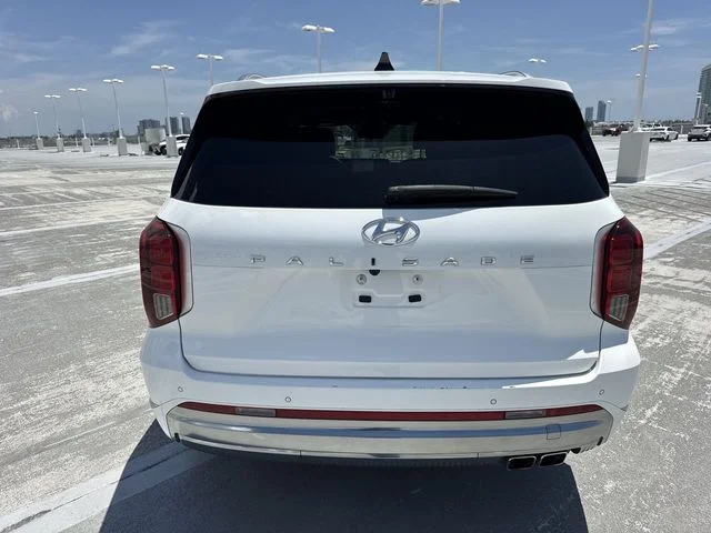 Used 2024 White Hyundai Calligraphy image 25