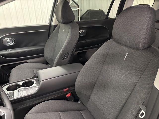 2026 Hyundai IONIQ 9 SE - Photo 9