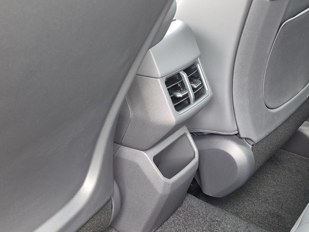 New 2027 Pale Gray Kia X-Line S image 22