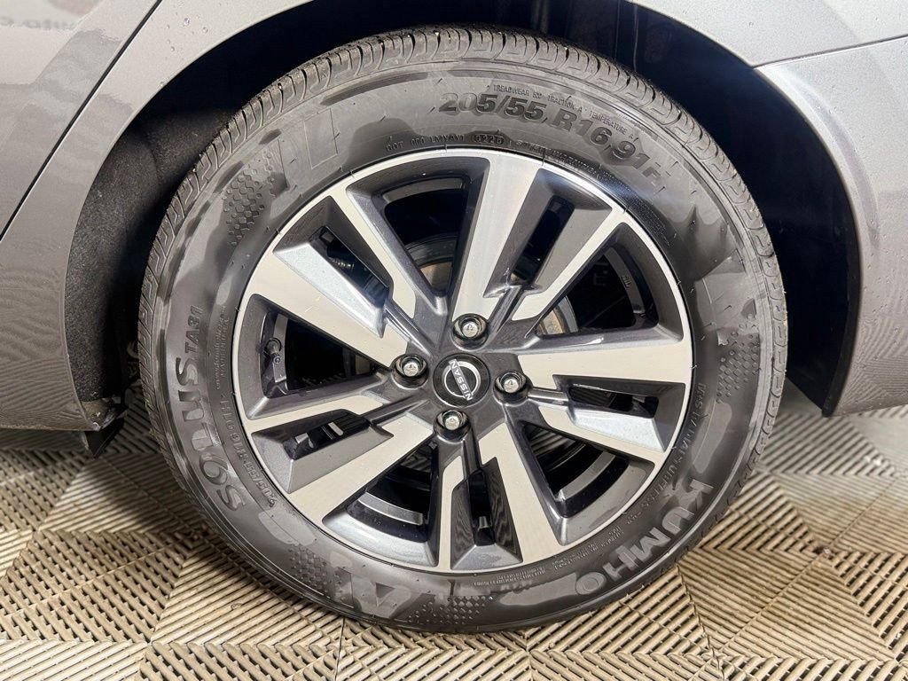 Used 2025 Gray Nissan 1.6 SV image 23