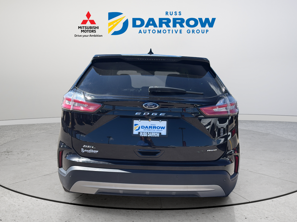 Used 2024 Black Ford SEL image 4