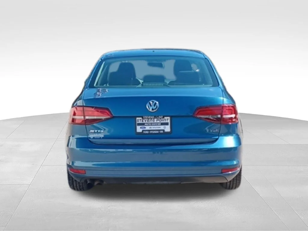 Used 2017 Silk Blue Metallic Volkswagen 1.4T S image 6