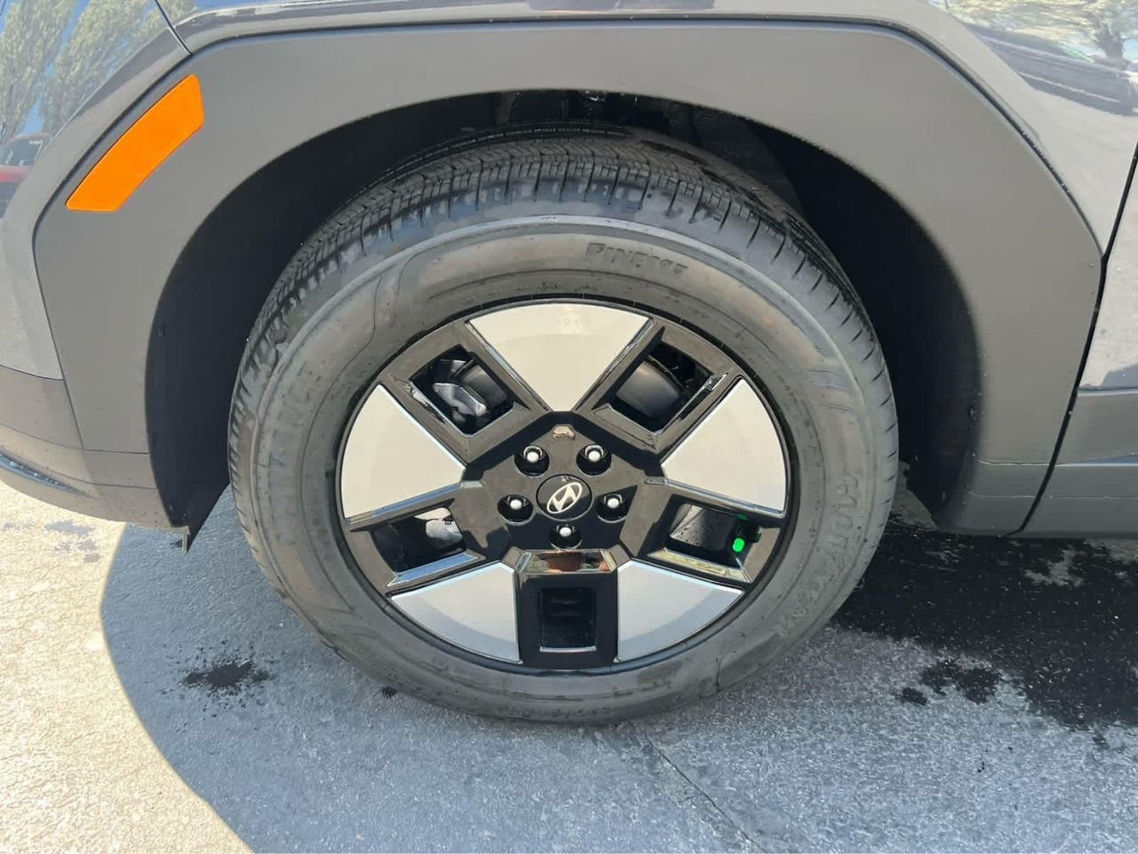 New 2026 Ecotronic Gray Hyundai SE image 13