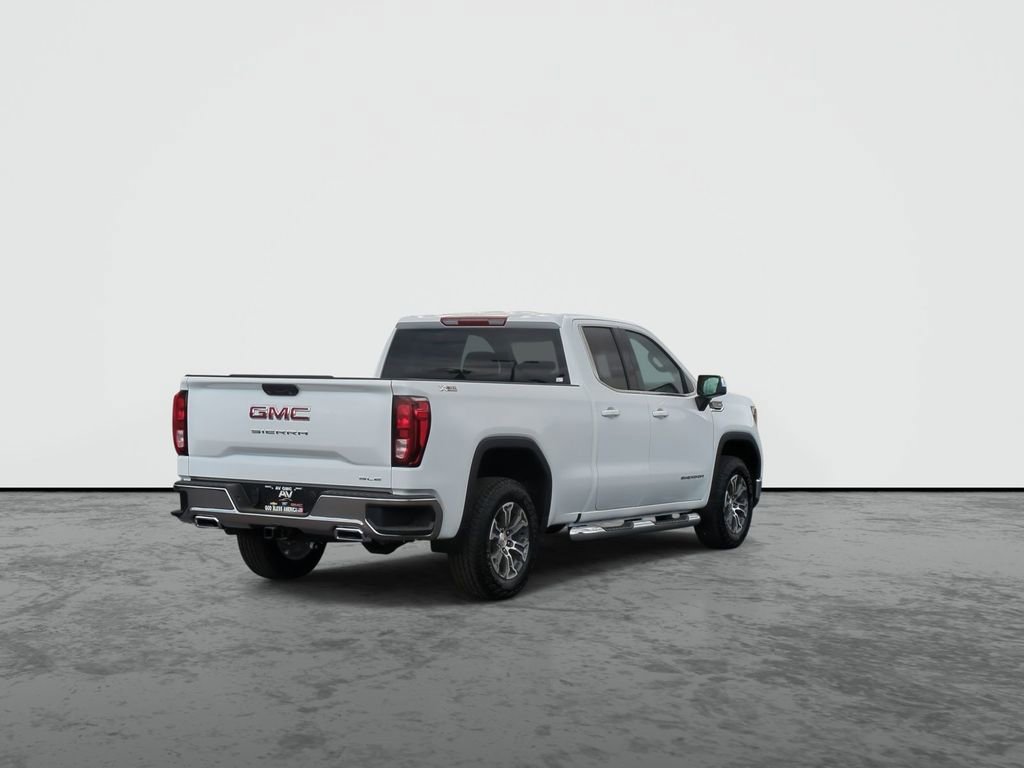 2026 GMC Sierra 1500 SLE - Photo 8