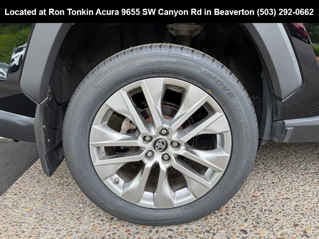Used 2019 Midnight Black Metallic Toyota Limited image 10