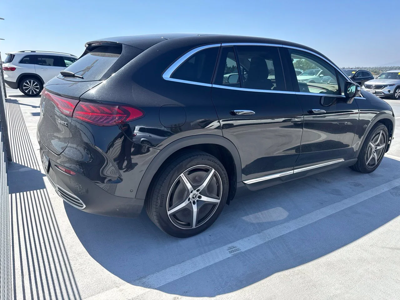 Certified Used 2023 Black Mercedes-Benz 500 SUV 4MATIC® Exclusive Trim image 6