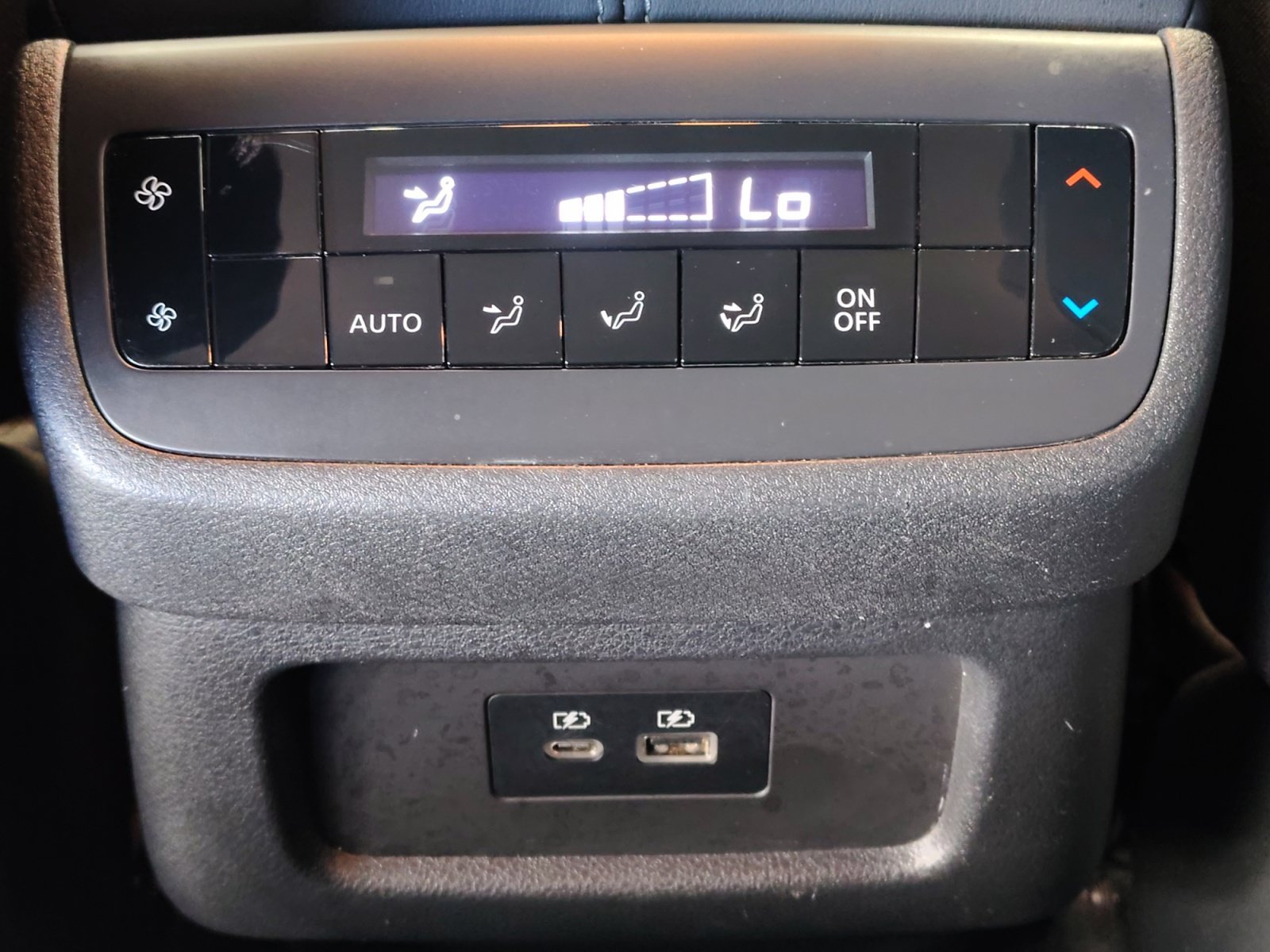 Used 2022 Super Black Nissan S image 30