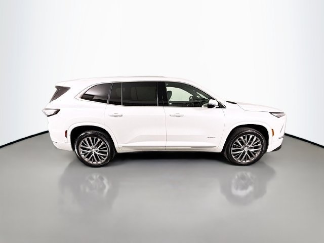 Used 2025 White Frost Tricoat Buick Avenir image 9