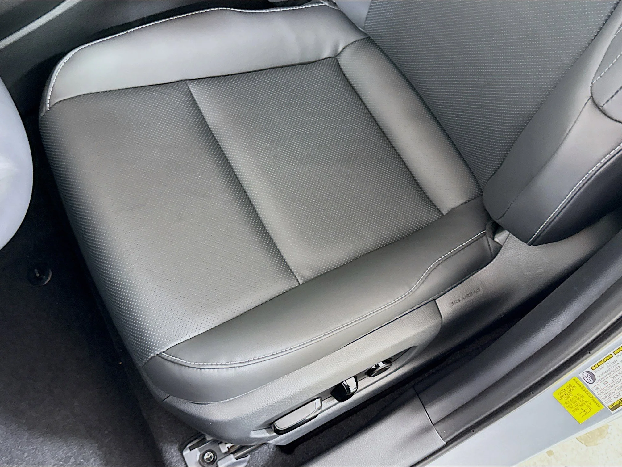 Certified Used 2026 Iridium Lexus 300h Premium image 20