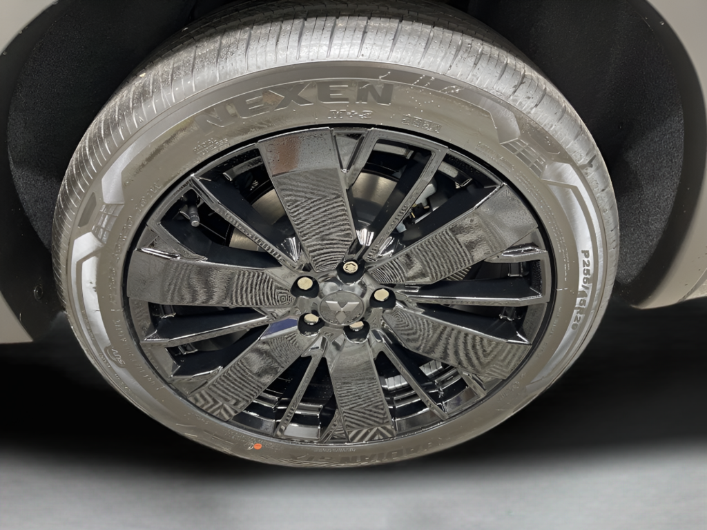 New 2026  Mitsubishi Black Edition image 41