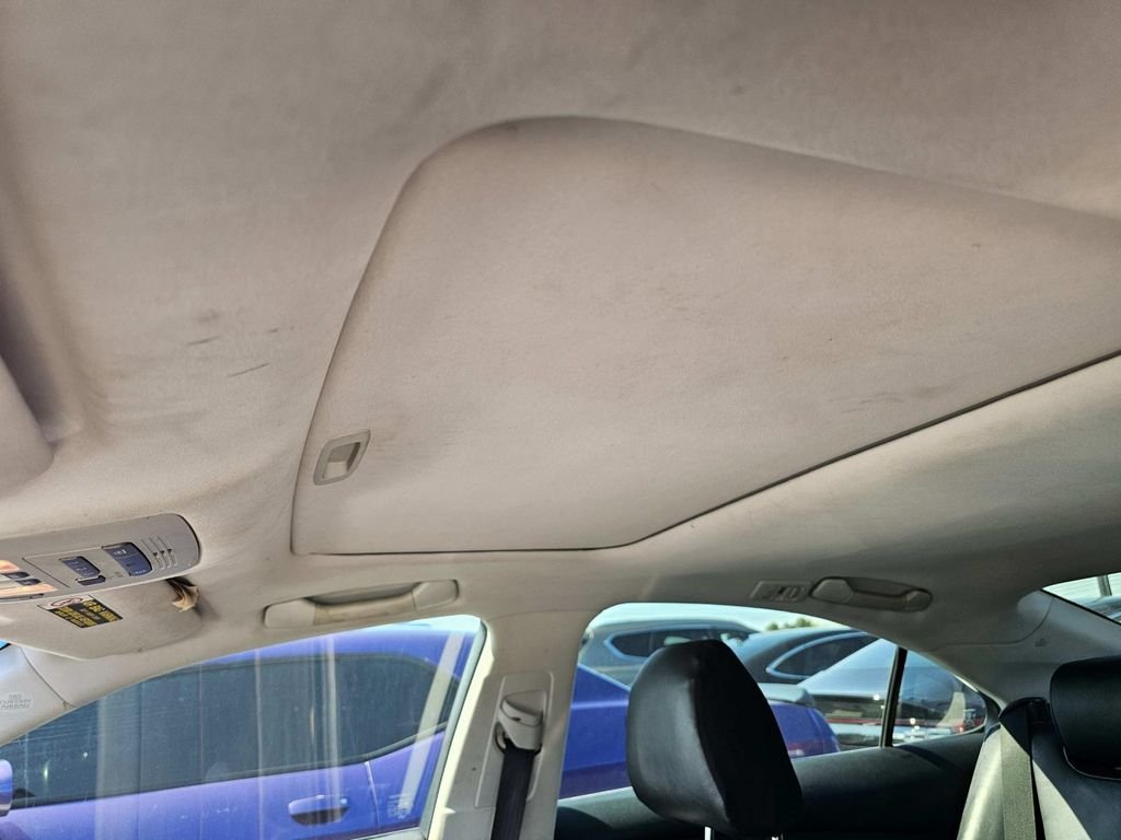 Used 2012 Black Lexus 350 image 18