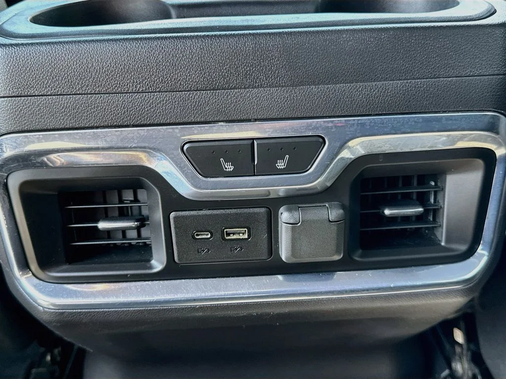 Used 2021 Black GMC SLT image 29