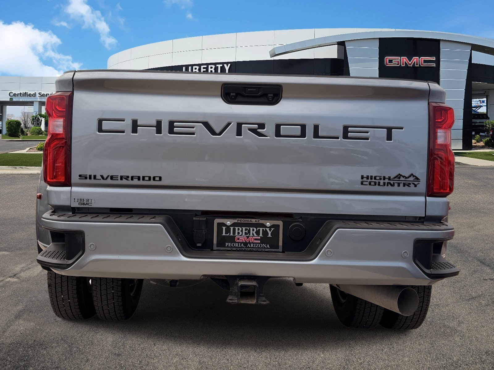 Used 2026 Sterling Gray Metallic Chevrolet High Country DRW image 31