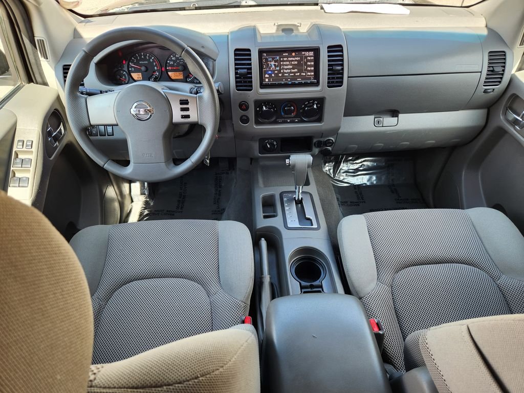 Used 2006 Gray Nissan SE image 24