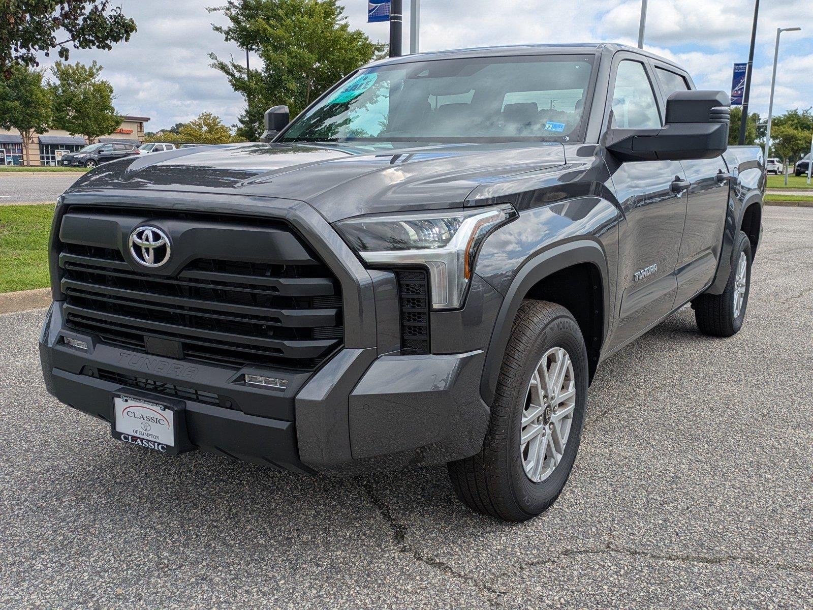 2026 Toyota Tundra SR5 - Photo 8