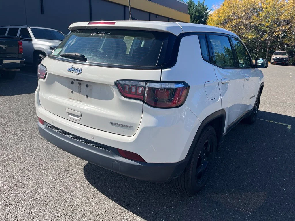 Used 2019 White Jeep Sport image 7