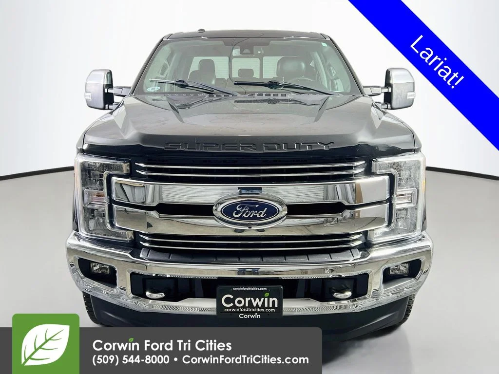 Used 2017 Shadow Black Ford Lariat image 4