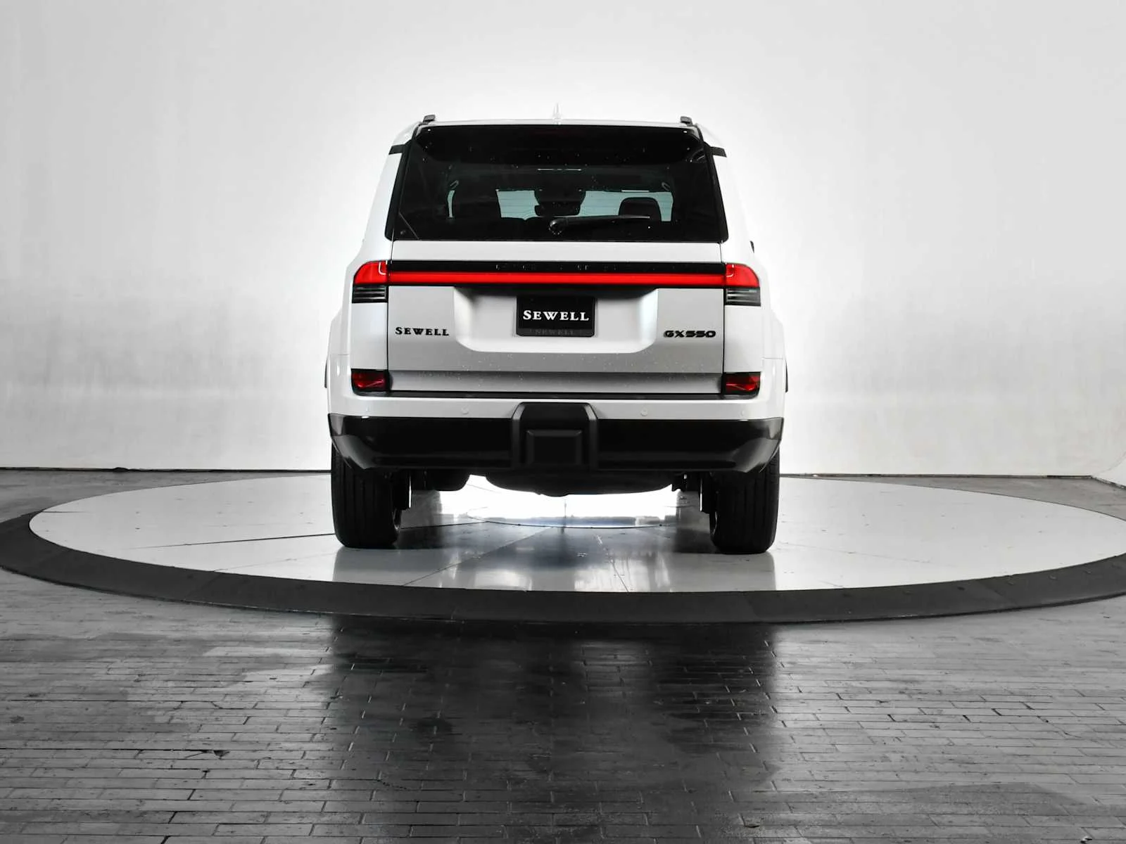 Used 2026 Eminent White Pearl Lexus Premium+ image 4