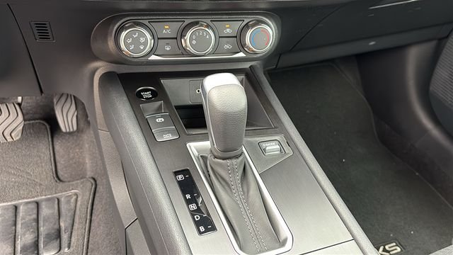 Used 2025 Gray Nissan S image 16
