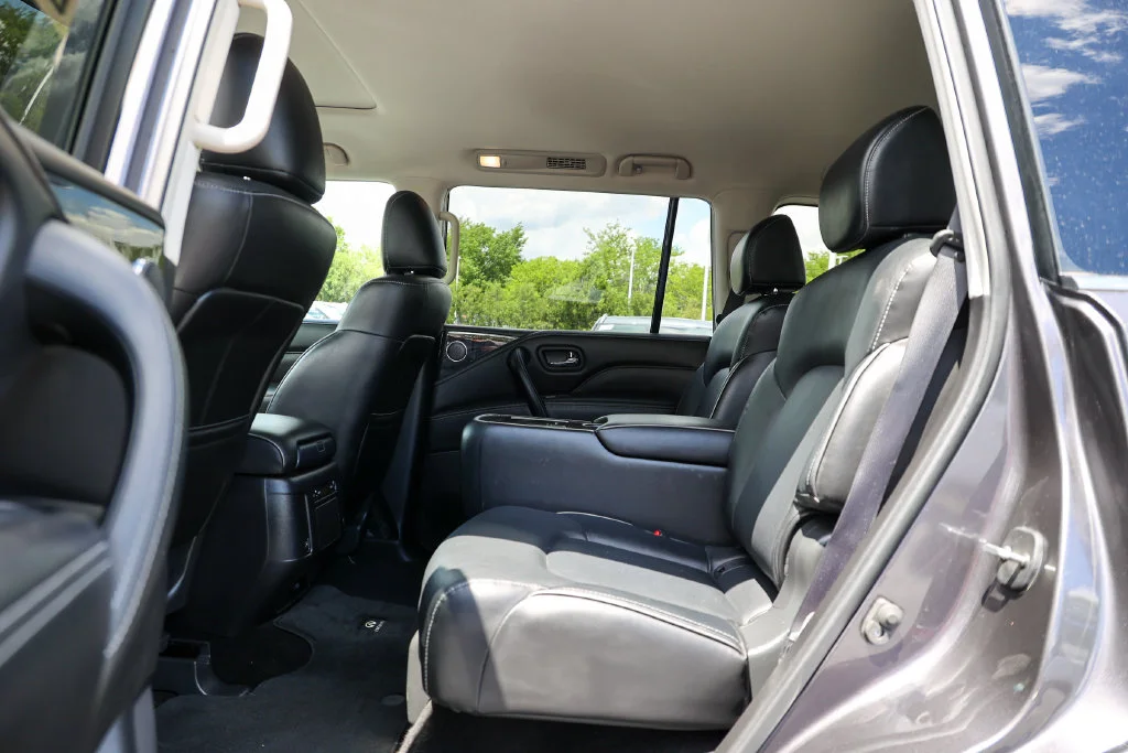 Certified Used 2024 Gray INFINITI LUXE image 31