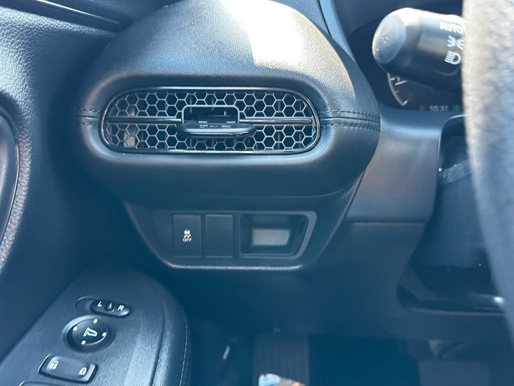Used 2026  Honda LX image 31