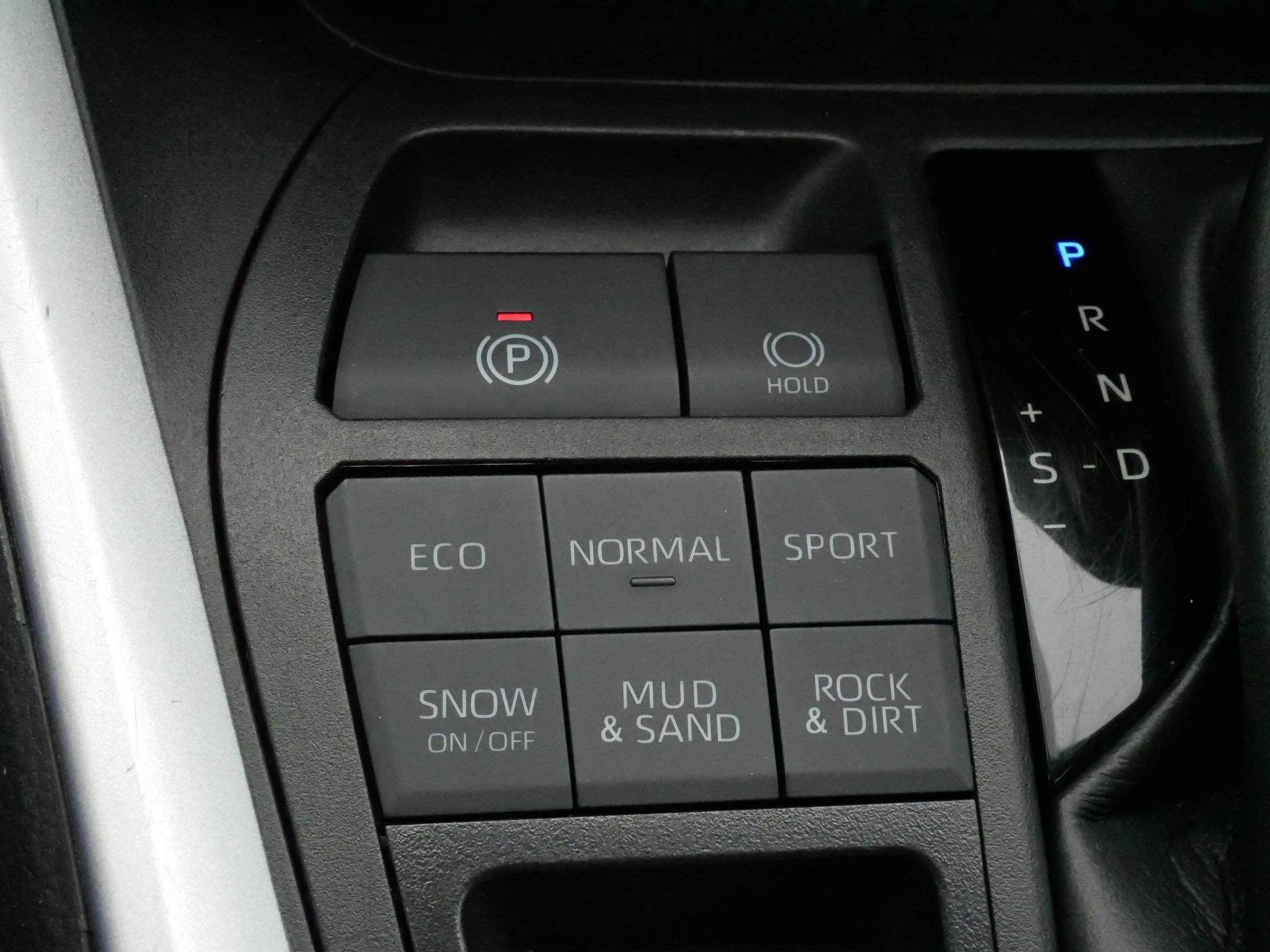 Certified Used 2024 MAGNETIC GRAY MET. Toyota XLE image 27