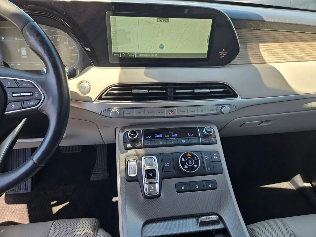 Used 2021 White Hyundai SEL image 21