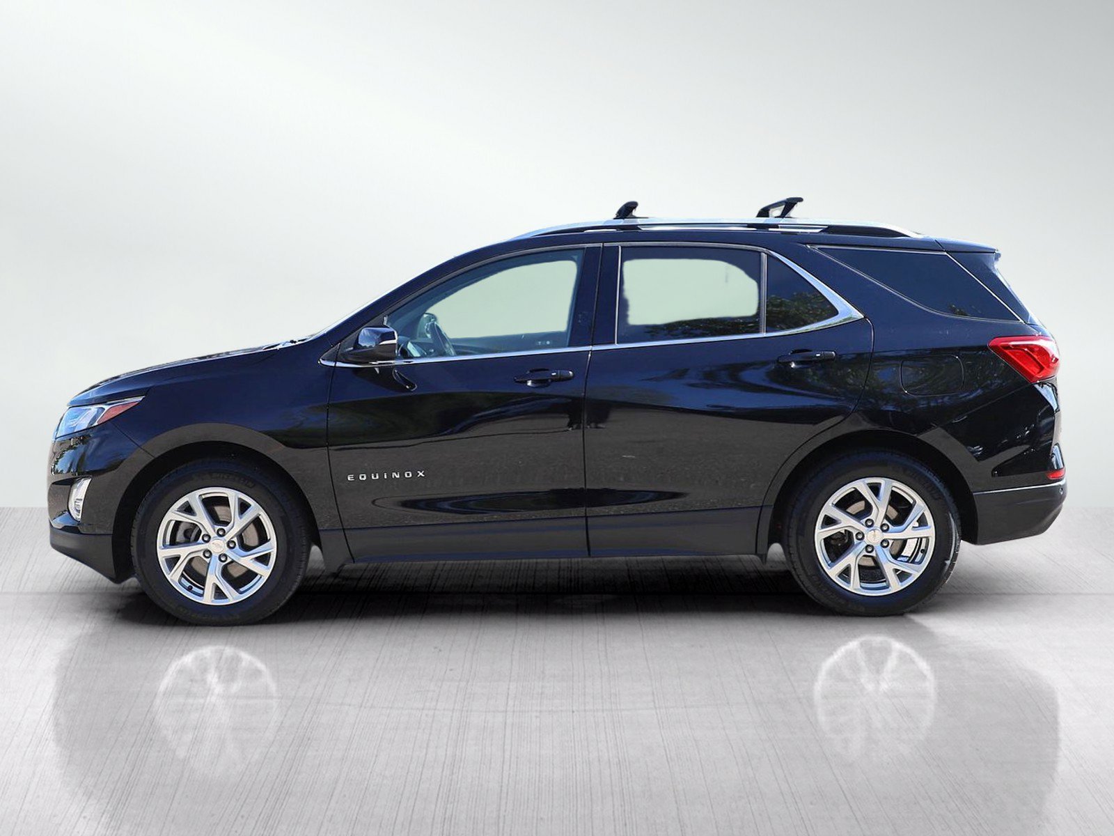 Used 2019 Chevrolet Equinox LT with VIN 3GNAXVEX9KL350999 for sale in White Bear Lake, Minnesota