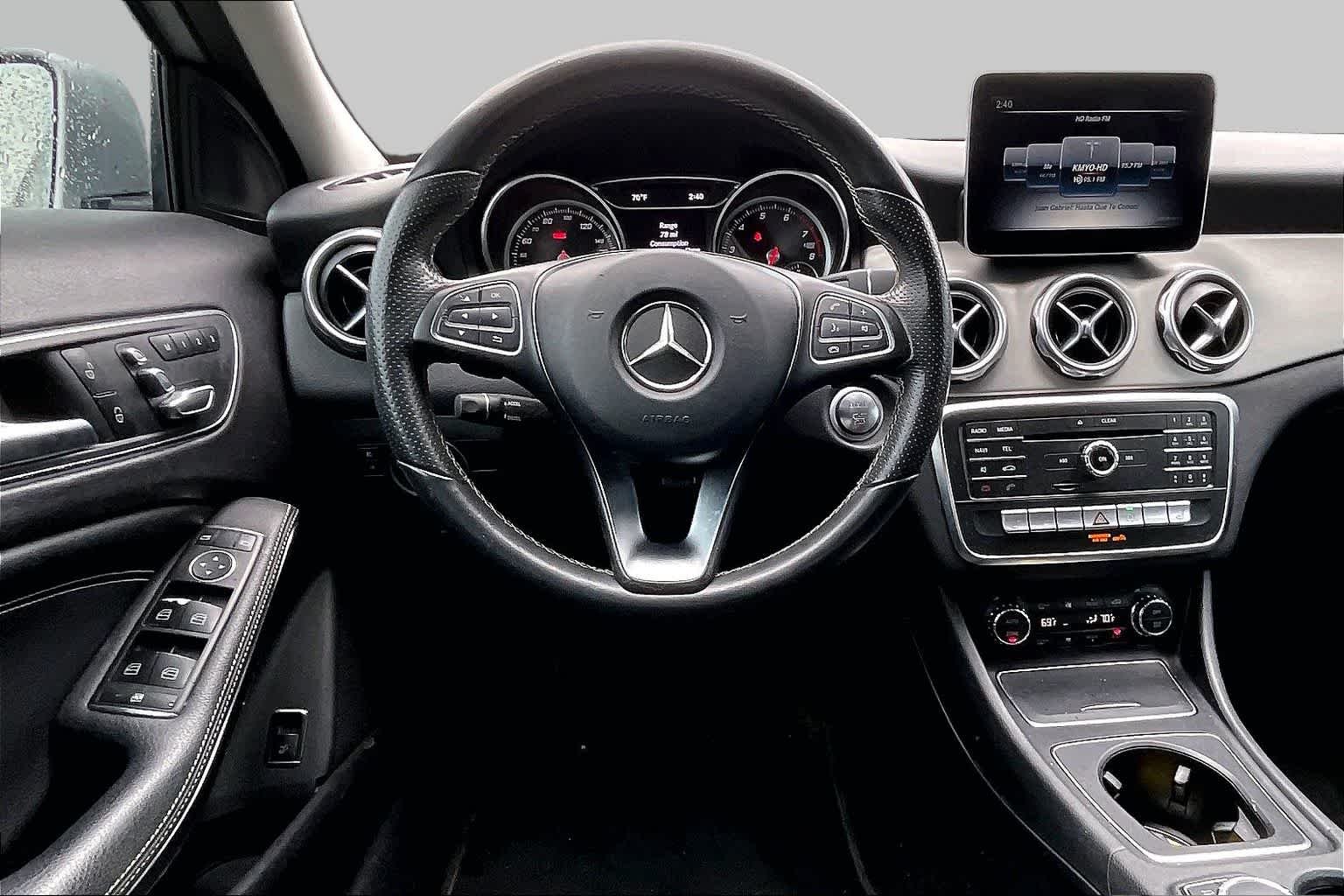 Used 2018 Polar Silver Metallic Mercedes-Benz GLA 250 image 6