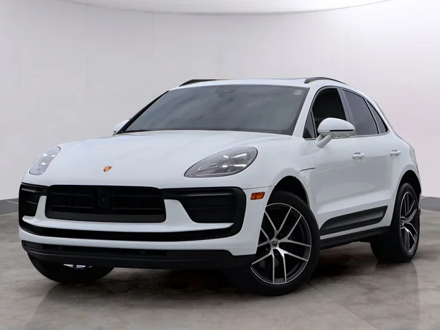 2023 Porsche Macan 