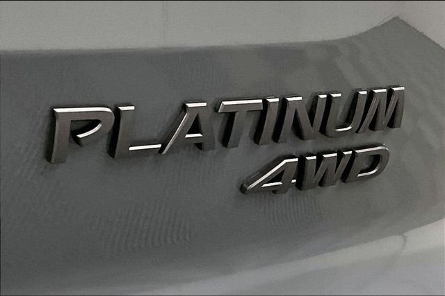 New 2026 Boulder Gray Pearl Nissan Platinum image 18