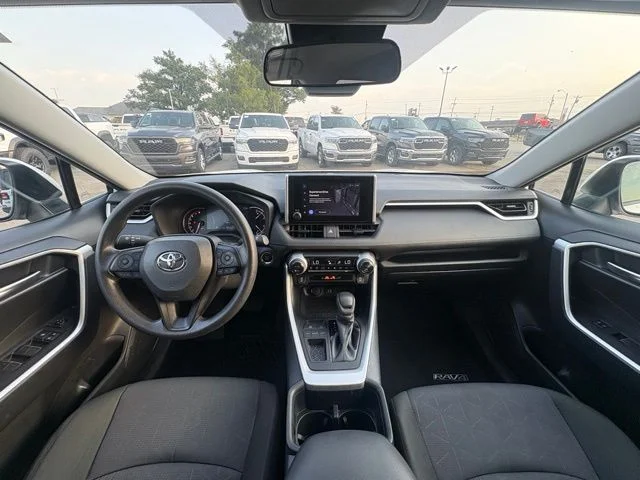 Used 2025 White Toyota XLE image 20