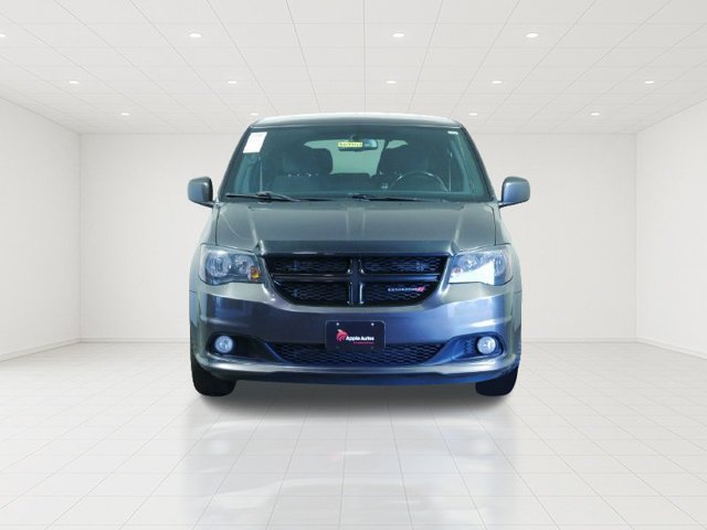 Used 2018 Dodge Grand Caravan SE Plus with VIN 2C4RDGBG3JR201932 for sale in Shakopee, Minnesota