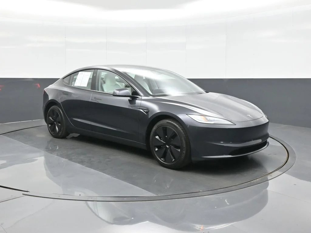 2025 Tesla Model 3