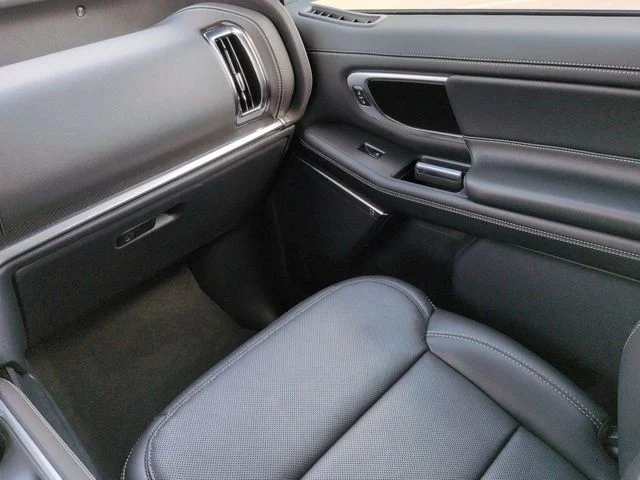 New 2027 Glacier Gray Metallic Tri-Coat Ford Platinum image 17