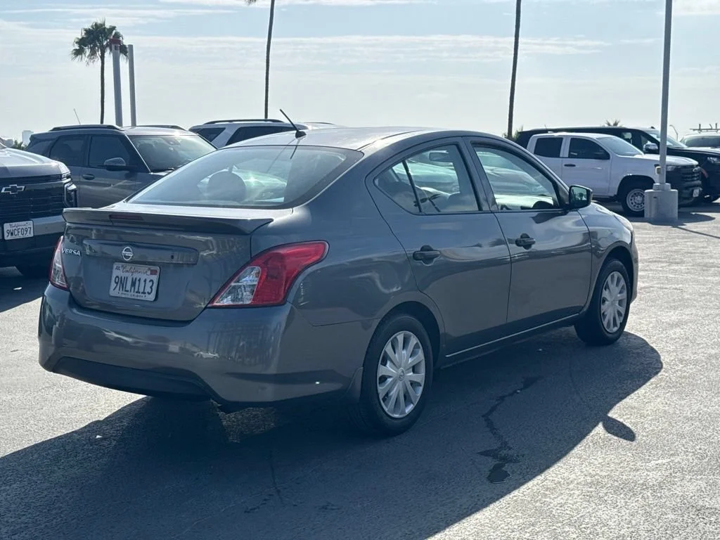 Used 2018  Nissan S Plus image 5