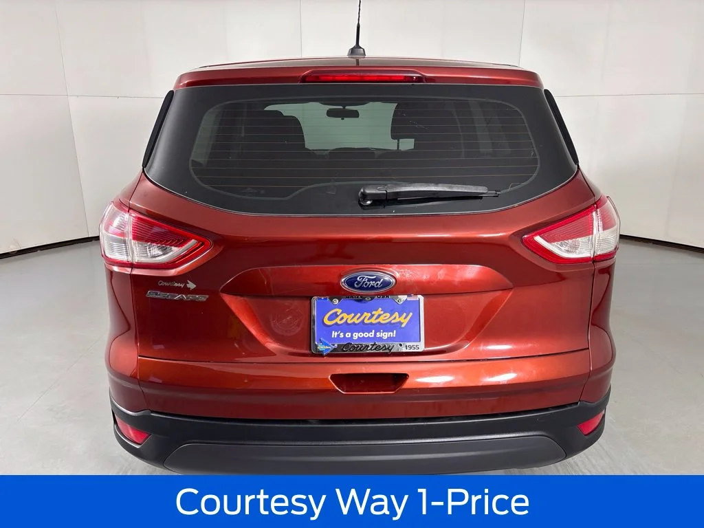 Used 2014 Orange Ford S image 10