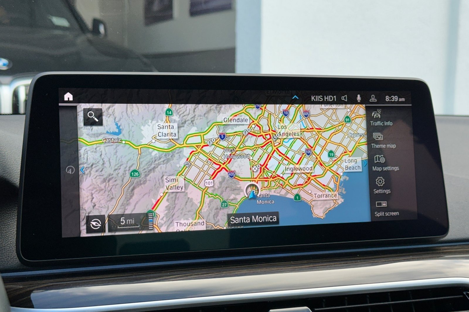 Used 2023 Dark Graphite Metallic BMW 530e xDrive image 17